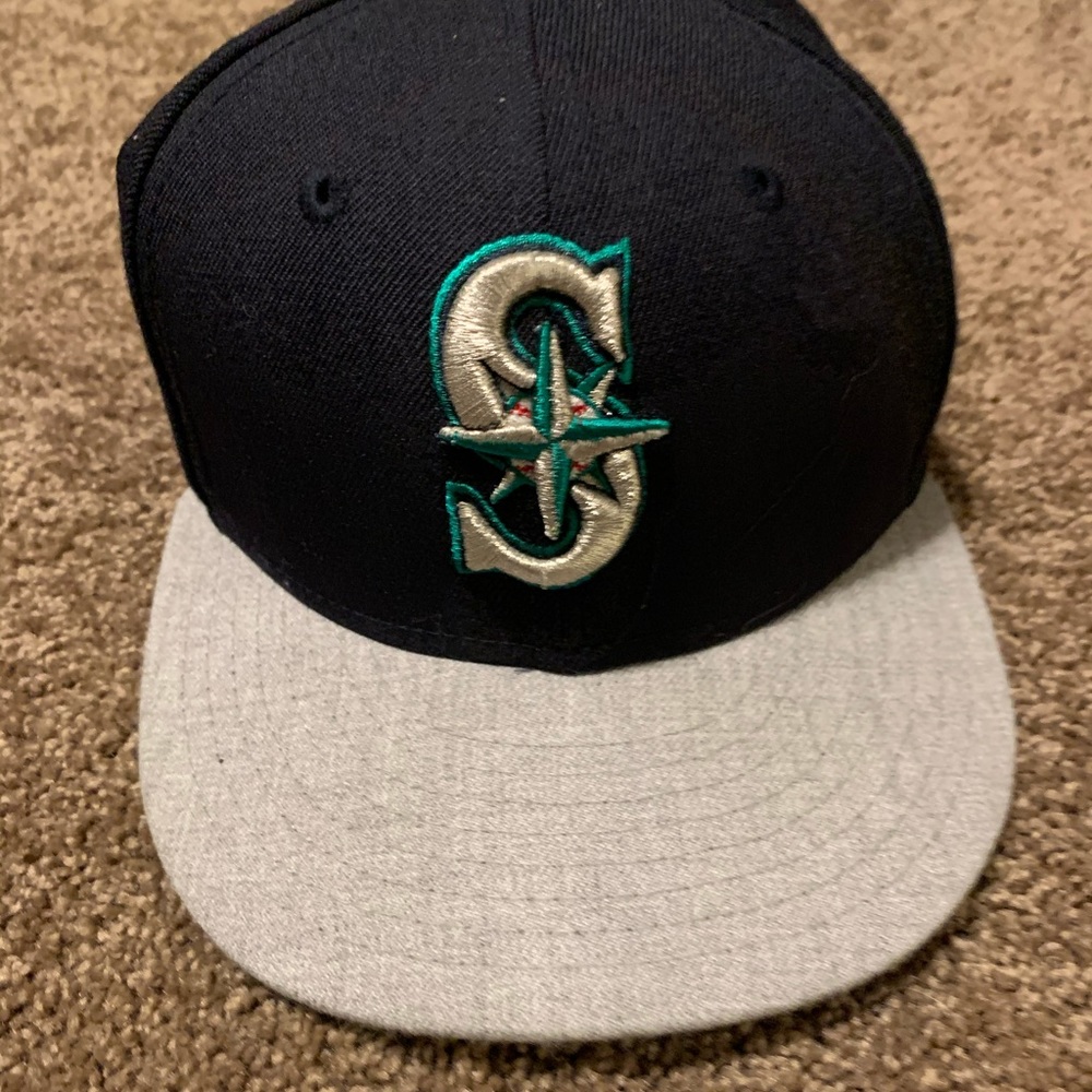 Seattle Mariners Fitted Hat